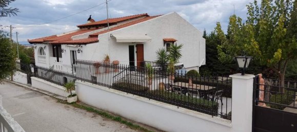 Коммерческая недвижимость с 4 спальнями в Спата-Артеми, Греция № 2926 2