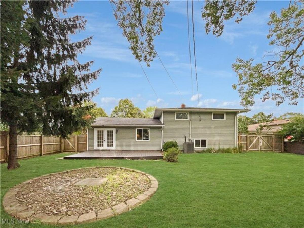 4 bedrooms House in North Olmsted, USA No. 393798