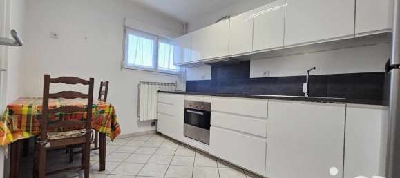 Apartamento de 4 divisões em Clouange, France N.º 241007 2