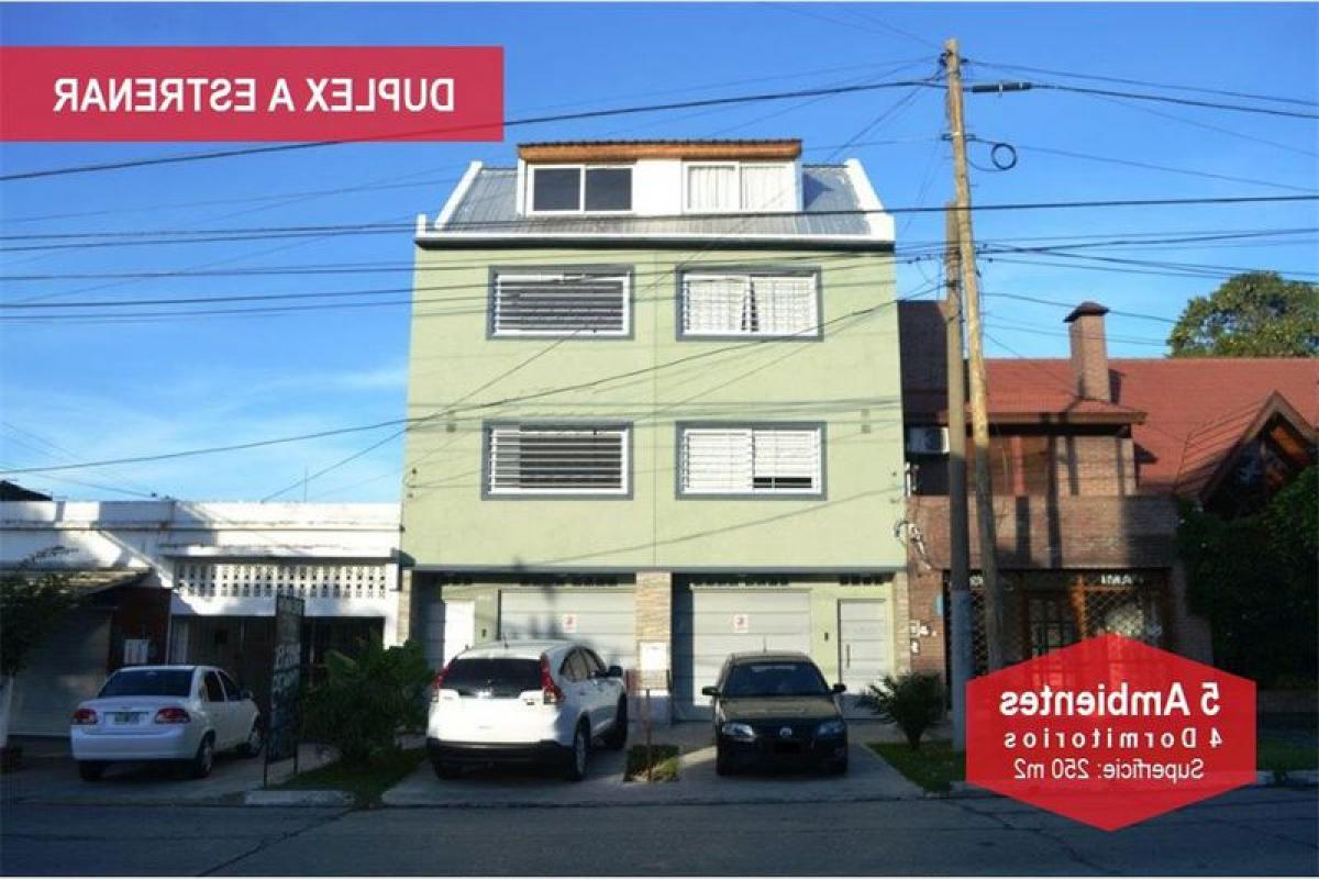 4 غرف نوم منزل في Quilmes, Argentina رقم 86225