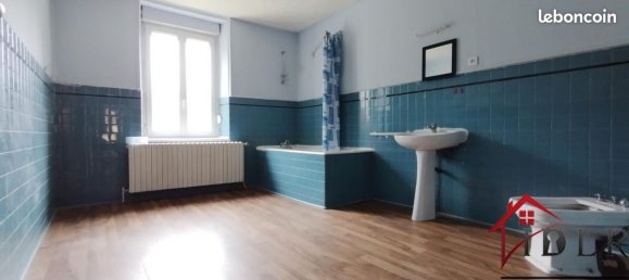 5 Schlafzimmer Haus in Neuilly-l'Eveque, France, Nr. 212501 9