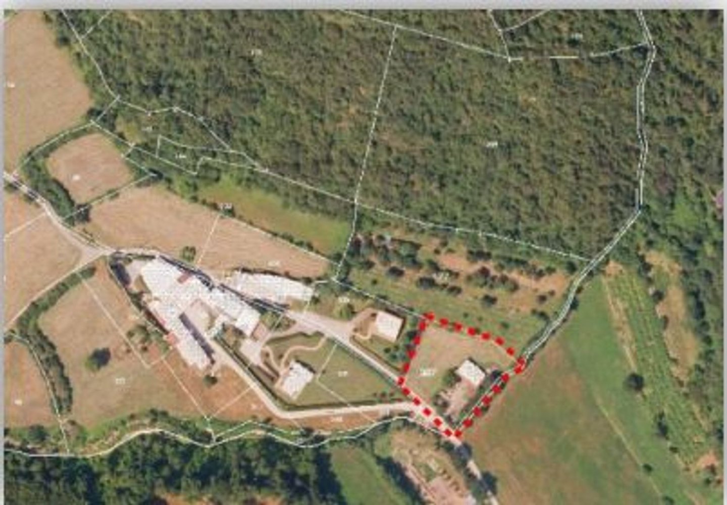 143m² Warehouse in Castelgomberto, Italy No. 363295