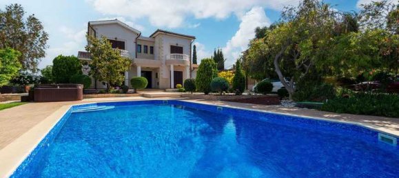 4 bedrooms Villa in Kouklia, Cyprus No. 7271 15