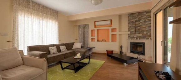 4 bedrooms Villa in Kouklia, Cyprus No. 7271 13