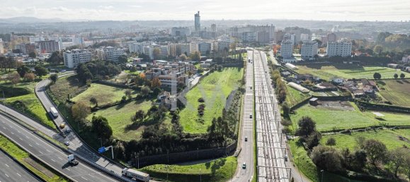 10991m² Land in Maia, Portugal No. 117619 3