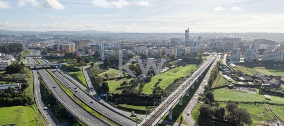 10991m² Land in Maia, Portugal No. 117619 11