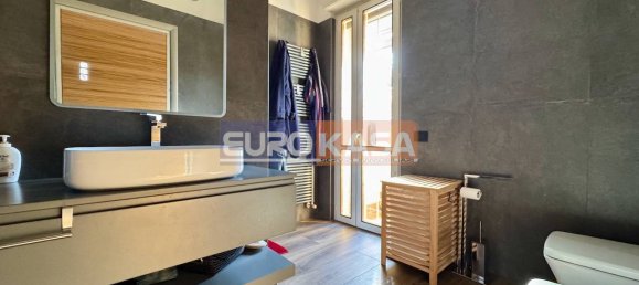 2 bedrooms Villa in Treviglio, Italy No. 341883 9