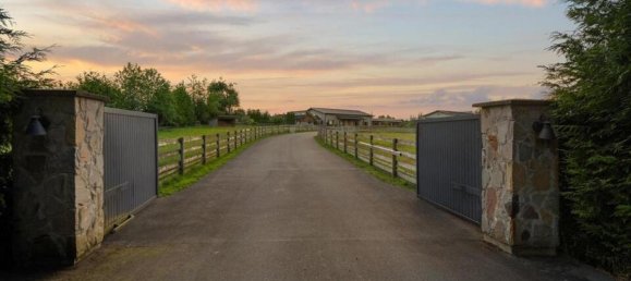 3 bedrooms House in British Columbia, Canada No. 225 9