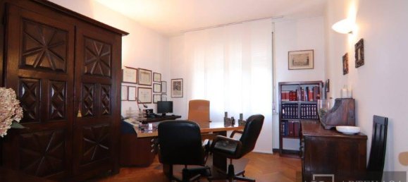 3غرفة شقة في Novara, Italy رقم 12862 2