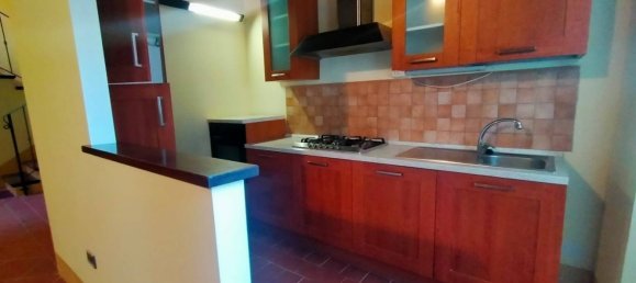 4 rooms Apartment in Spoleto, Italy No. 156379 3