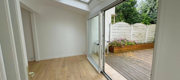 3 bedrooms House in L'Hay-les-Roses, France No. 178827 7