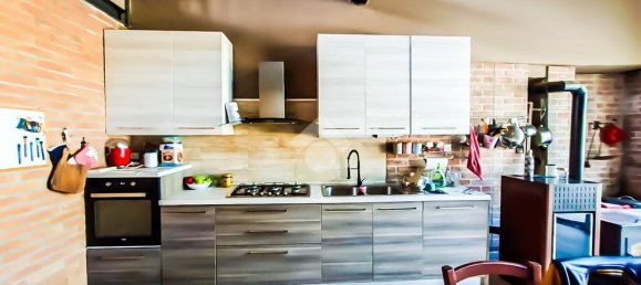 3 bedrooms House in Colorno, Italy No. 371399 18