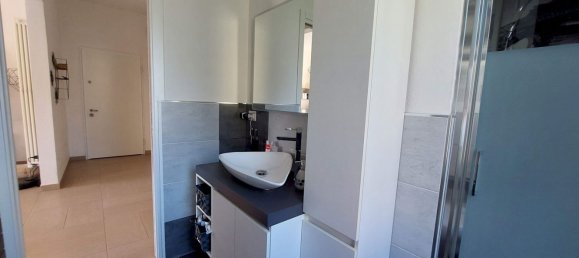 4 Schlafzimmer Wohnung in Imola, Italy, Nr. 335833 7