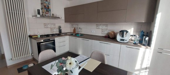 4 Schlafzimmer Wohnung in Imola, Italy, Nr. 335833 4