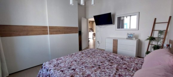 4 Schlafzimmer Wohnung in Imola, Italy, Nr. 335833 8