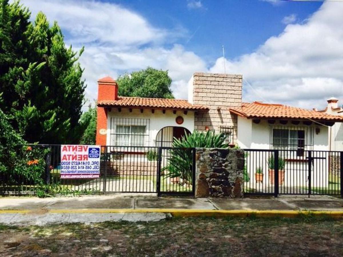 3 bedrooms House in Queretaro, Mexico No. 165044