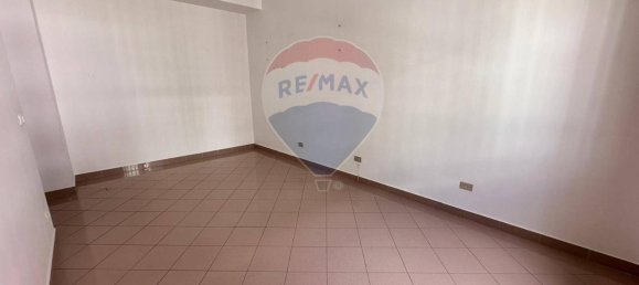 Квартира с 5 комнатами в Неаполь, Италия № 16462 12