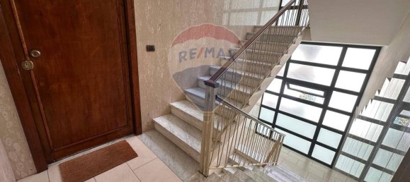 Квартира с 5 комнатами в Неаполь, Италия № 16462 6