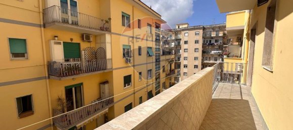 Квартира с 5 комнатами в Неаполь, Италия № 16462 19