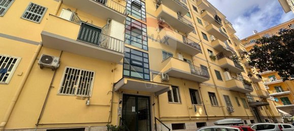 Квартира с 5 комнатами в Неаполь, Италия № 16462 4