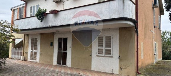 2 bedrooms House in Cepagatti, Italy No. 325905 12