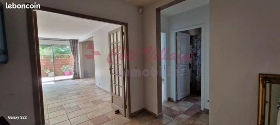 Apartamento de 2 dormitorios en Narbonne, France No. 290261 3
