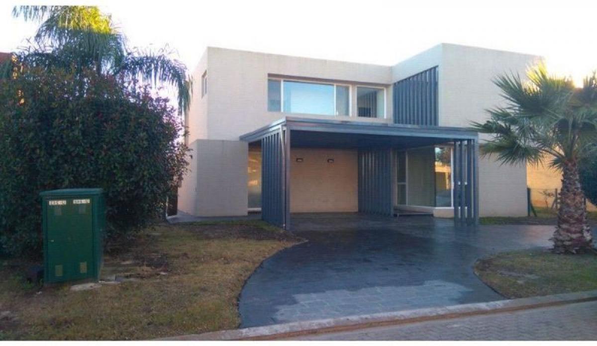 7 bedrooms House in Santa Fe, Argentina No. 5103