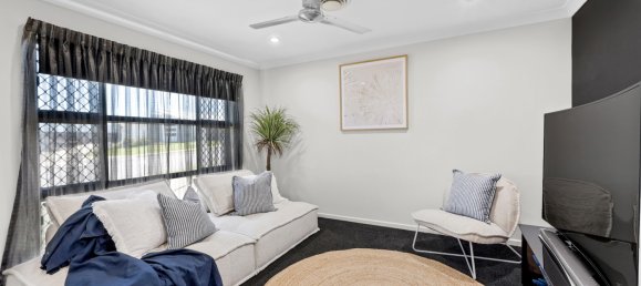 5 bedrooms House in Rural View, Australia No. 353 11