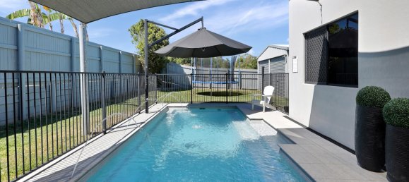 5 bedrooms House in Rural View, Australia No. 353 28