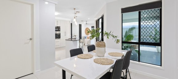 5 bedrooms House in Rural View, Australia No. 353 9