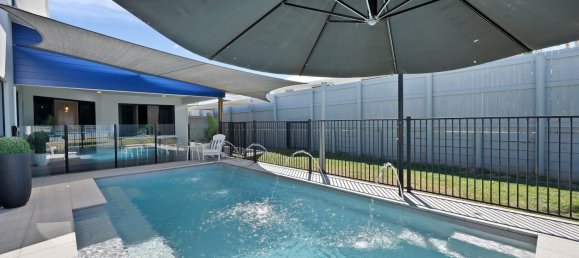 5 bedrooms House in Rural View, Australia No. 353 29