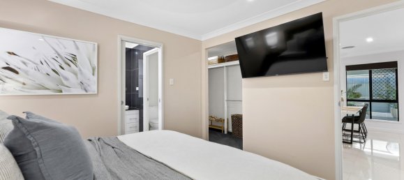 5 bedrooms House in Rural View, Australia No. 353 17