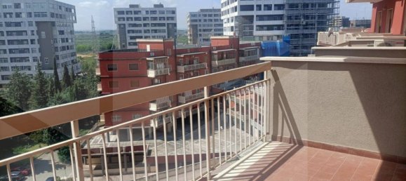 5 rooms Apartment in Bari, Italy No. 33911 10