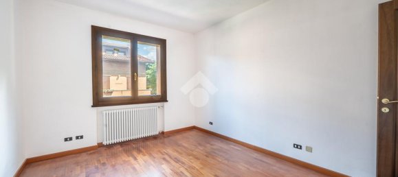 4 bedrooms Villa in Formigine, Italy No. 24240 23