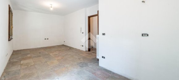 4 bedrooms Villa in Formigine, Italy No. 24240 44