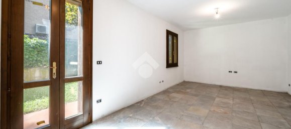 4 bedrooms Villa in Formigine, Italy No. 24240 42