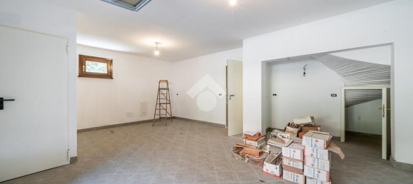 4 bedrooms Villa in Formigine, Italy No. 24240 39