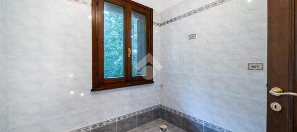 4 bedrooms Villa in Formigine, Italy No. 24240 28