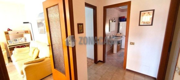 Apartamento de 3 habitaciónes en Oggiona con Santo Stefano, Italy No. 334193 10