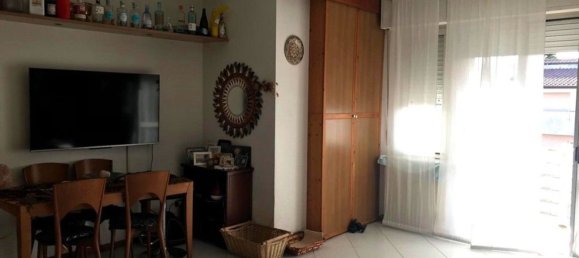 4 Schlafzimmer Wohnung in Senigallia, Italy, Nr. 343278 6