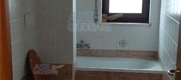 3 rooms Apartment in Taranto, Italy No. 207123 32