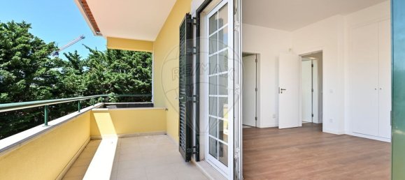 4 غرف نوم منزل في Cascais, Portugal رقم 39694 13