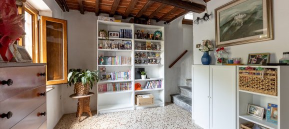 28 Schlafzimmer Haus in Lucca, Italy, Nr. 22565 35