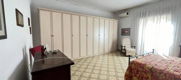 4-Zimmer Wohnung in Casapulla, Italy, Nr. 169377 14