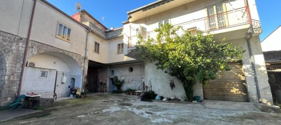 4-Zimmer Wohnung in Casapulla, Italy, Nr. 169377 3