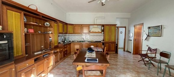 4-Zimmer Wohnung in Casapulla, Italy, Nr. 169377 10