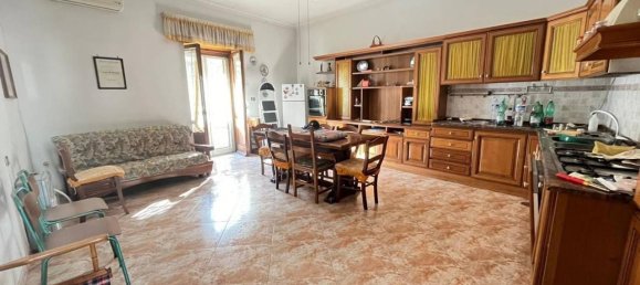 4-Zimmer Wohnung in Casapulla, Italy, Nr. 169377 9