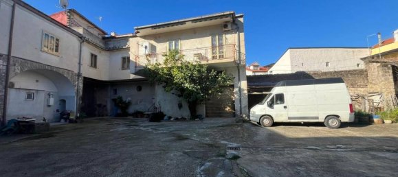 4-Zimmer Wohnung in Casapulla, Italy, Nr. 169377 4