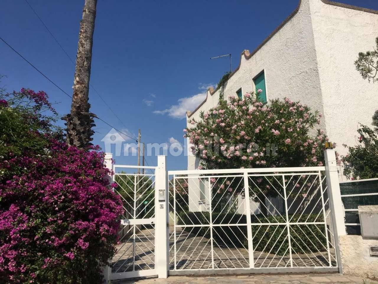 6 Schlafzimmer Villa in Leporano, Italy, Nr. 297949