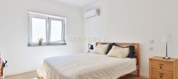 4 bedrooms Villa in Cascais, Portugal No. 137733 13